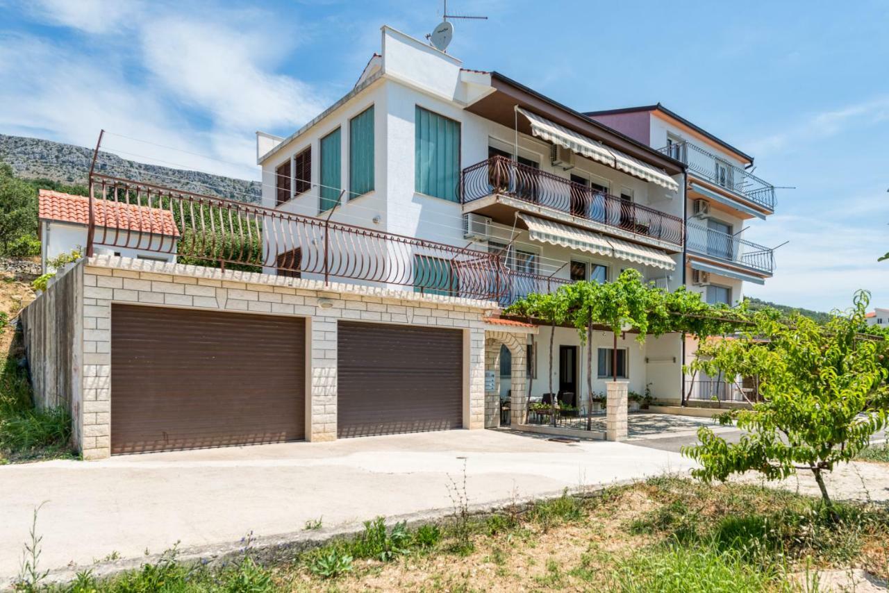 Apartment Luce Подстрана Екстериор снимка