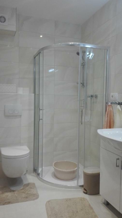 Apartment Luce Подстрана Екстериор снимка